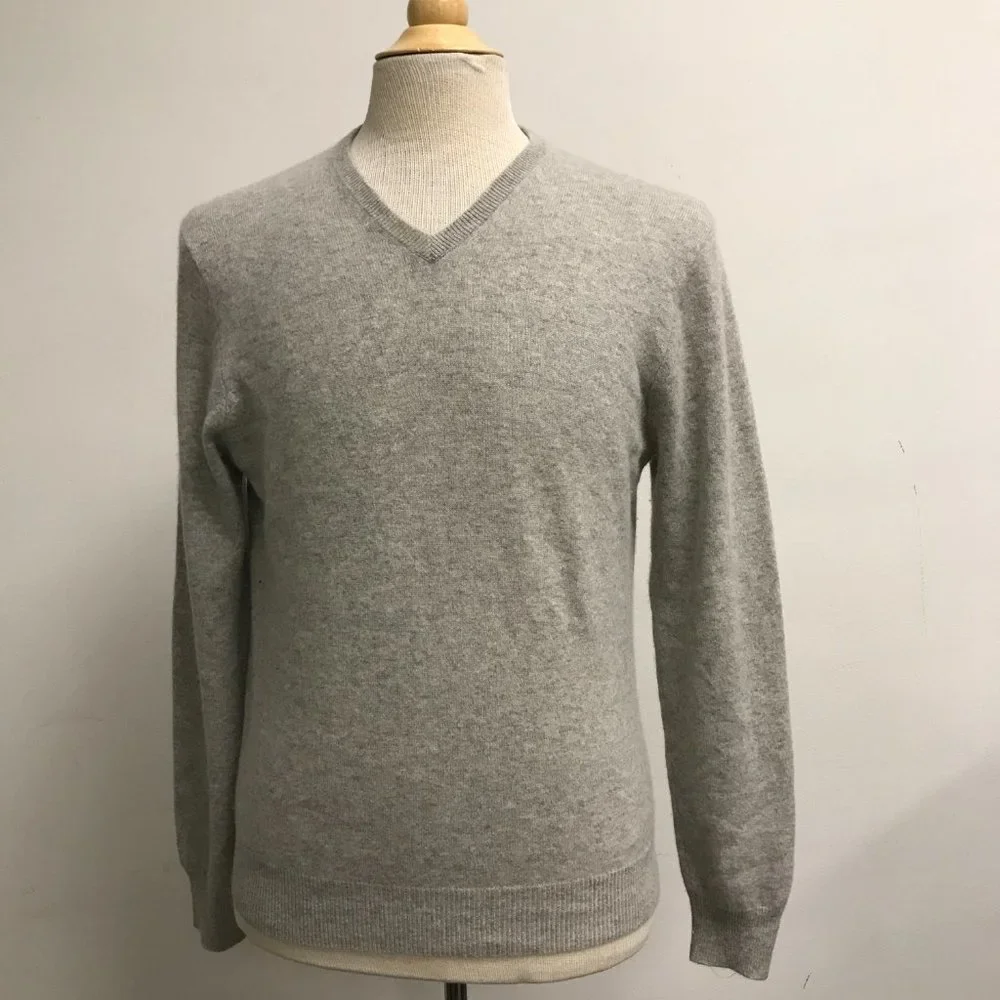 J Crew gray heather v neck cashmere sweater M classic